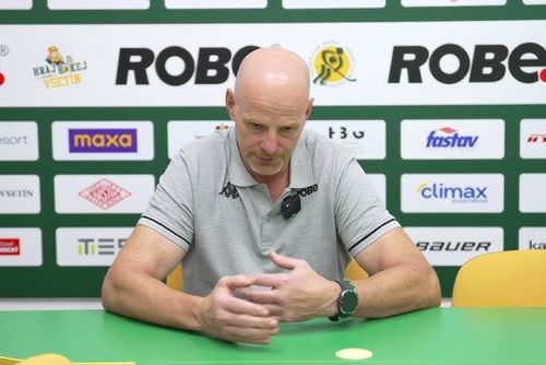 obrázek:Babka je pryč, Vsetín do derby pod Brošem a Němcem