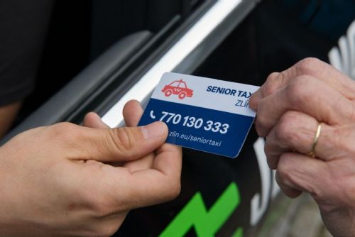 obrázek:Senioři ve Zlíně jezdí levně a pohodlně: Nová služba Senior taxi