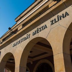 Město přijímá nominace na titul Zasloužilý senior roku 2023  