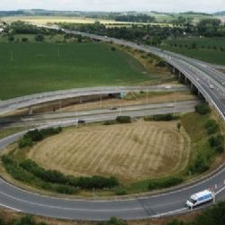 Opravy na I/49 uzavřou dálniční sjezd, doprava v Malenovicích zhoustne